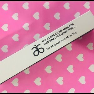 Arbonne It’s A Long Story Mascara Black